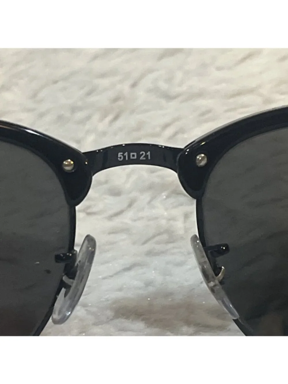 Ray-Ban RB3016 Clubmaster Polarized Sunglasses Black 1305 B1 51. 21 145 - Picture 6 of 10